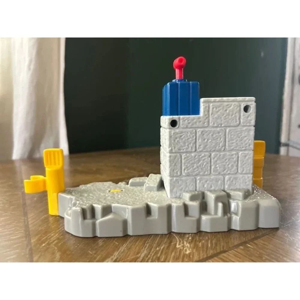 2001 little people crane and quarry